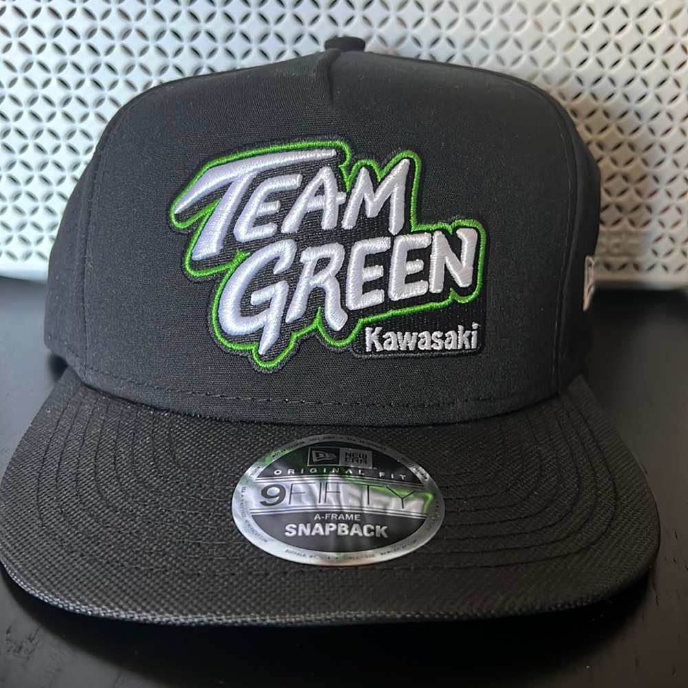 Kawasaki team green snap back